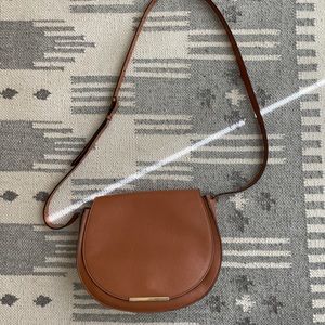 Cuyana Modern Saddle Bag